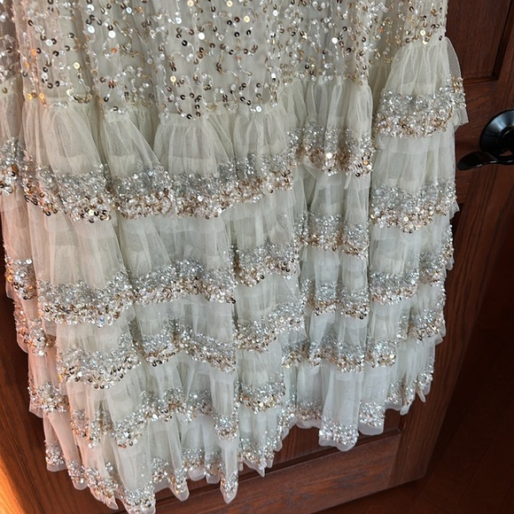 Mac Duggal NWT Champagne Ivory Tiered Sequin Embellished Midi Dress Sz 8 #10883 - Picture 8 of 14